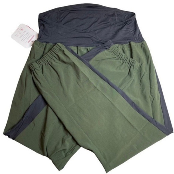 Isabel Maternity by Ingrid & Isabel Crossover Panel Joggers Pants- Green - Picture 3 of 12